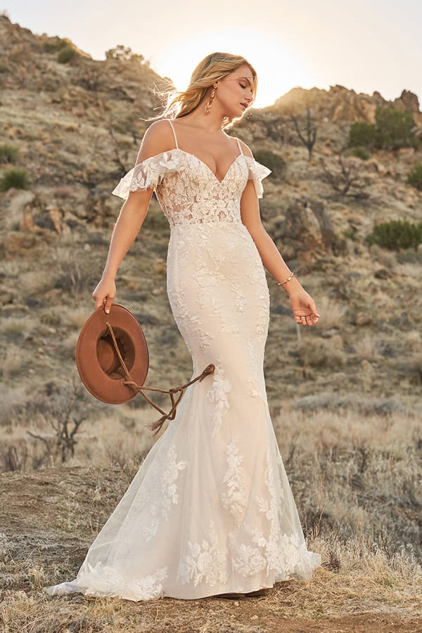 unique-wedding-dresses-justin-alexander-designer-lilian-west-spring-summer-2023-collection_30