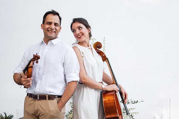 unique-wedding-entertainment-one-cello-n-a-half_05