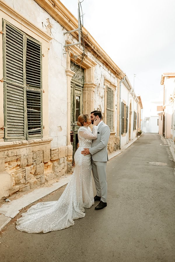 utterly-romantic-fall-wedding-galu-seaside-larnaca_03