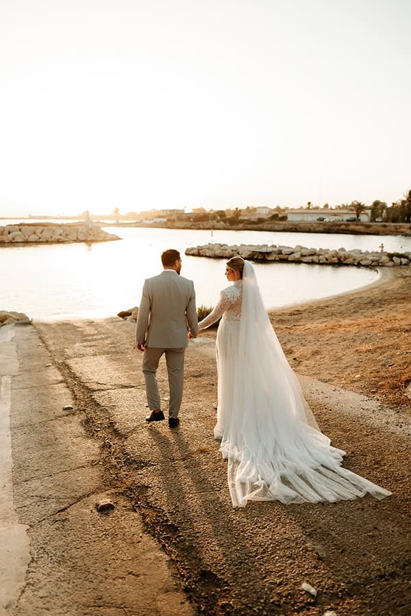 utterly-romantic-fall-wedding-galu-seaside-larnaca_26