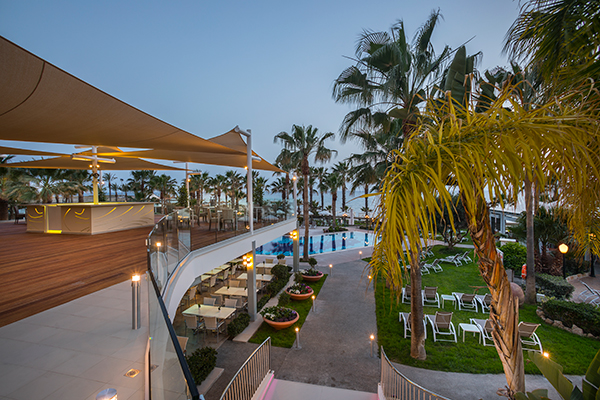 aquamare-hotel-ideal-hotel-unforgettable-honeymoon_02