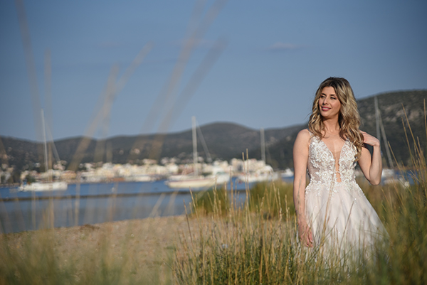 beautiful-fall-wedding-athens-white-flowers-romantic-moments_13