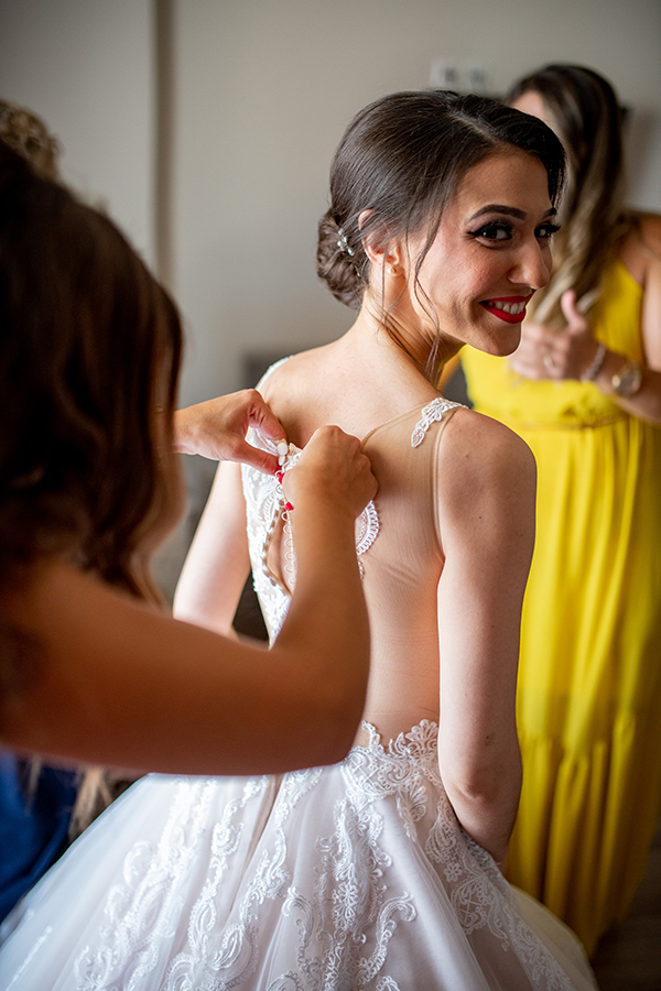 beautiful-fall-wedding-white-flowers_12