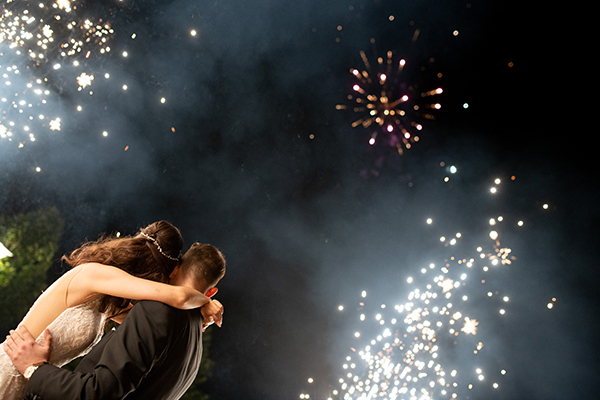 beautiful-fall-wedding-white-flowers_36