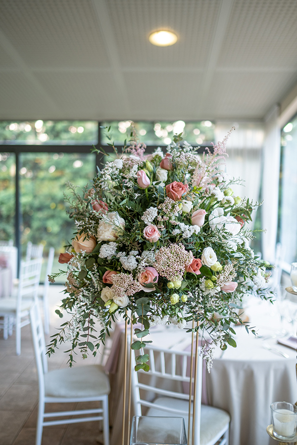 beautiful-spring-wedding-pale-color-palette_26