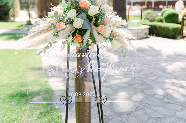boho-fall-wedding-sparta-pampas-grass-flowers-white-peach-shades_50