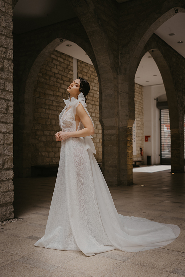 flowy-wedding-dresses-lenia-haute-couture-romantic-sleeves_06