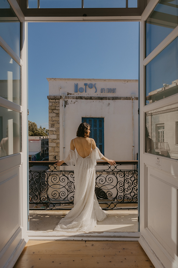 flowy-wedding-dresses-lenia-haute-couture-romantic-sleeves_20