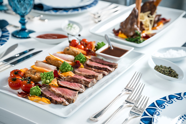 gtouch-catering-specialists-promises-unique-culinary-experience-guests-wedding-party_22