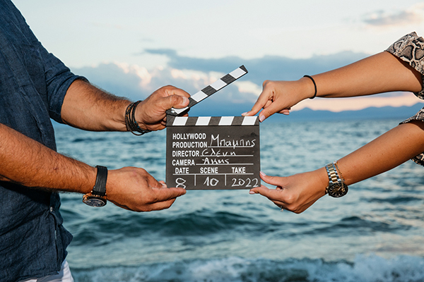 lovely-pre-wedding-shoot-happy-mood_10