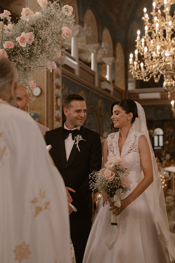 luxury-summer-wedding-limassol-roses-baby-breath_18