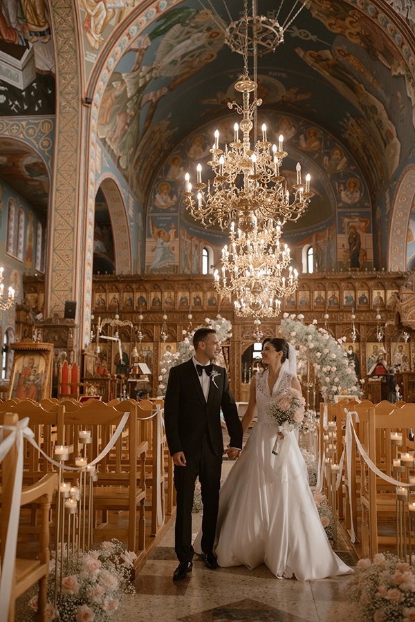 luxury-summer-wedding-limassol-roses-baby-breath_22