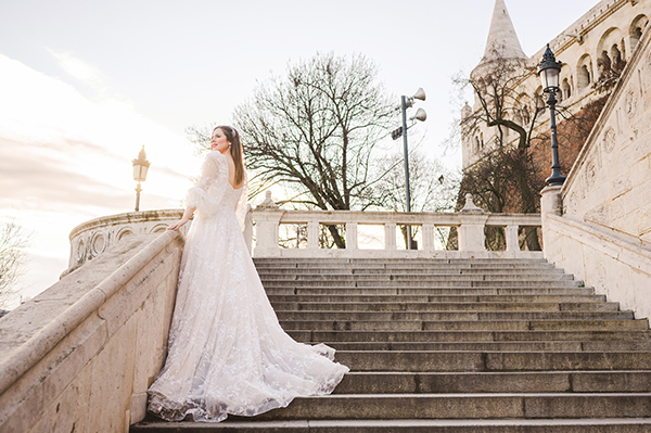 magnificent-next-day-shoot-budapest-background-historical-monuments_02