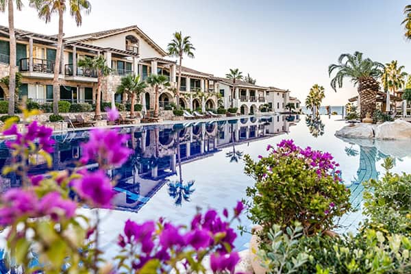 Κάνετε πραγματικότητα τον δικό σας ονειρεμένο γάμο στο πολυτελές Columbia Beach Resort