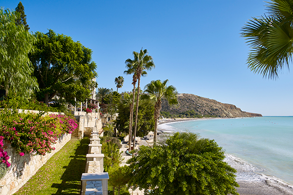 make-dreamy-wedding-day-luxury-columbia-beach-resort_09