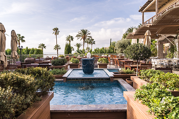 make-dreamy-wedding-day-luxury-columbia-beach-resort_18