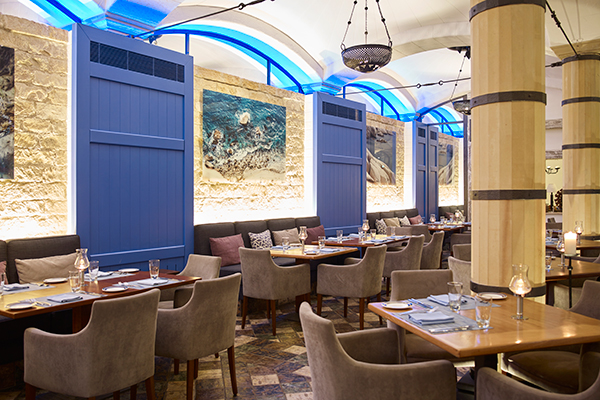 make-dreamy-wedding-day-luxury-columbia-beach-resort_23