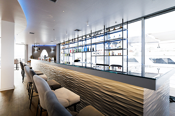 modern-floating-wedding-venue-ploes_06