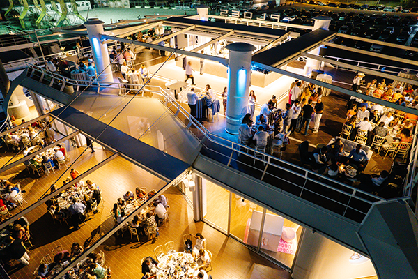 modern-floating-wedding-venue-ploes_27