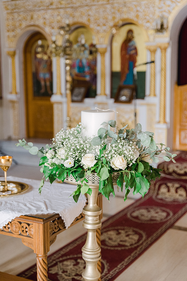 romantic-chic-summer-wedding-white-florals-greenery_12