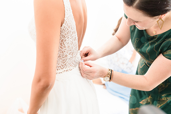 romantic-fall-wedding-athens-white-peach-roses_07