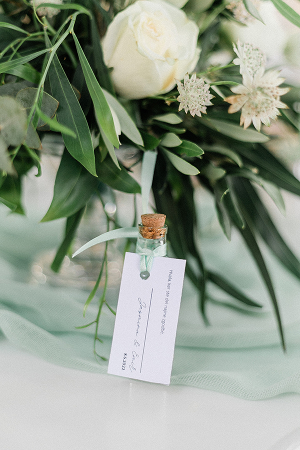 romantic-spring-wedding-beach-lefkada-fresh-white-flowers_38