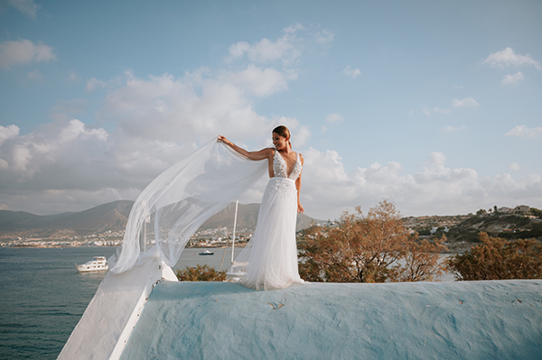 romantic-summer-wedding-crete-olive-leaves-white-flowers_02
