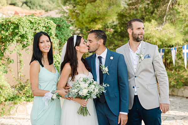 romantic-summer-wedding-kefalonia-lovely-white-florals-rustic-touches_23x