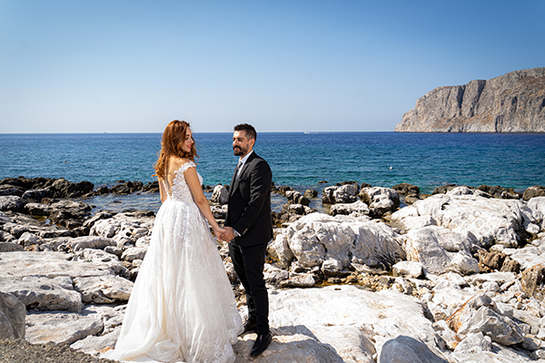 romantic-summer-wedding-patra-white-roses_02