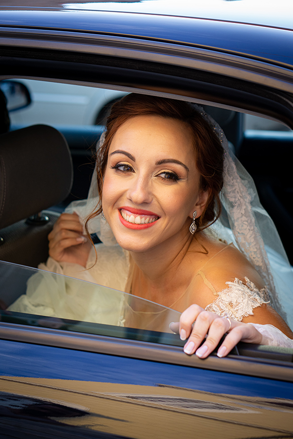 romantic-summer-wedding-patra-white-roses_09