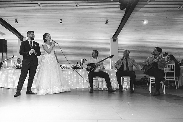 romantic-summer-wedding-patra-white-roses_14