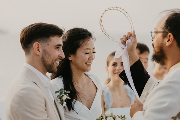 simply-chic-summer-wedding-athens-white-lycianthus-greeneries_01x