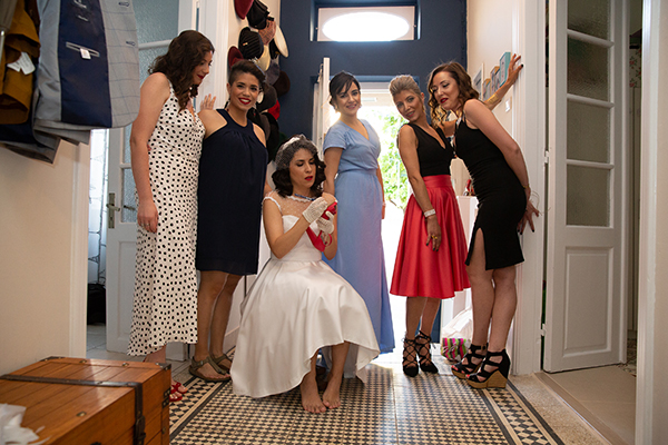 spring-civil-wedding-athens-vintage-mood_10