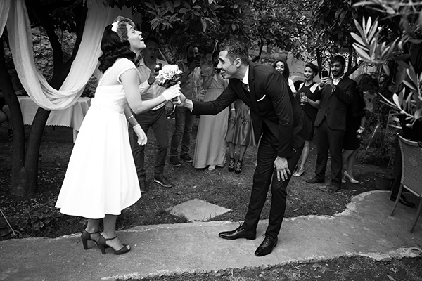 spring-civil-wedding-athens-vintage-mood_13