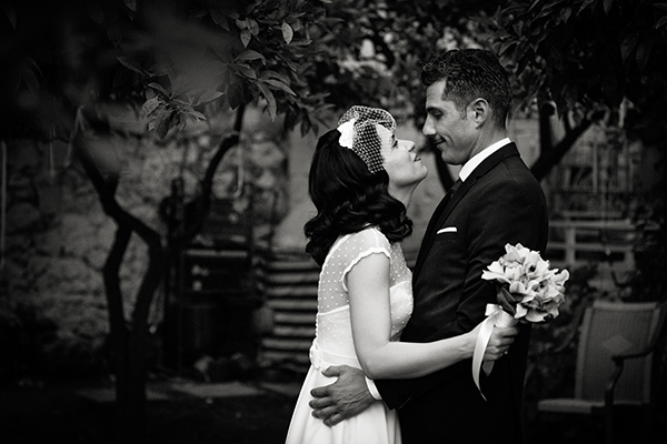 spring-civil-wedding-athens-vintage-mood_20