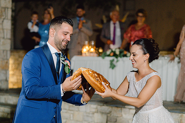summer-wedding-nafpaktos-beautiful-flowers-lush-greenery_37