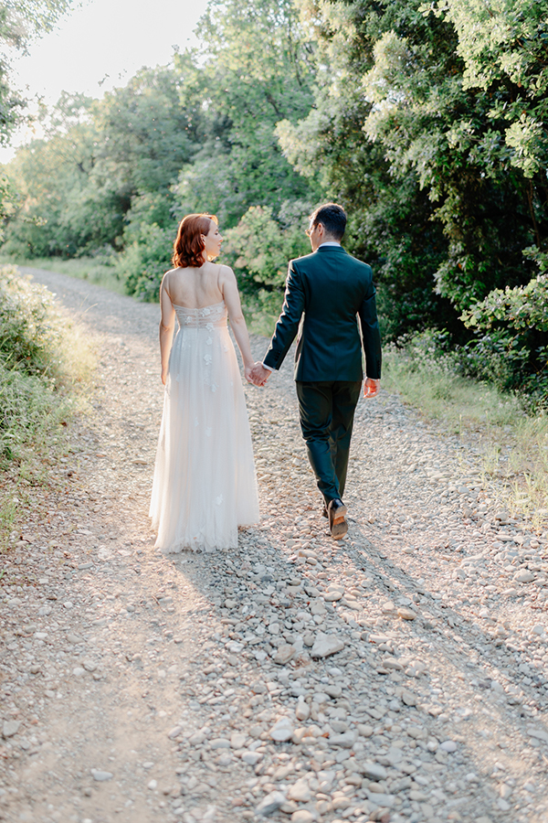 summer-wedding-nafpaktos-white-peonies-lisianthus_22x