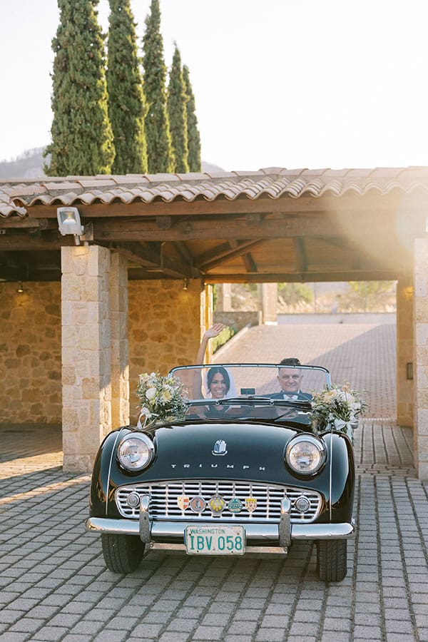 beautiful-summer-wedding-athens-pale-tones-romantic-details_16