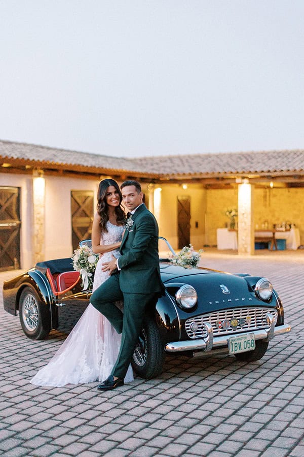 beautiful-summer-wedding-athens-pale-tones-romantic-details_36