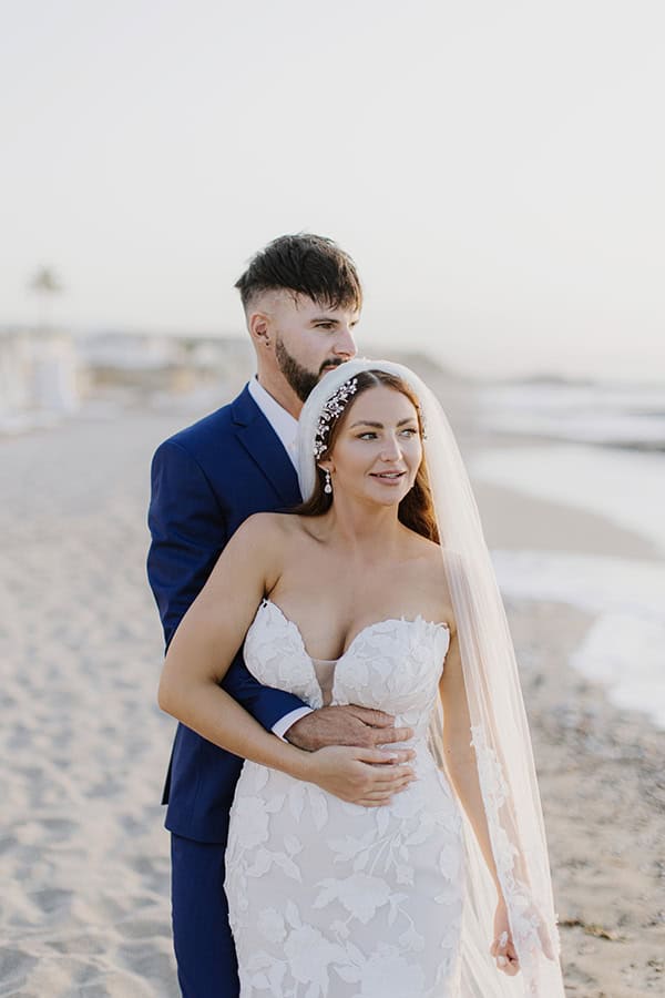 destination-summer-wedding-crete-white-peonies_02x