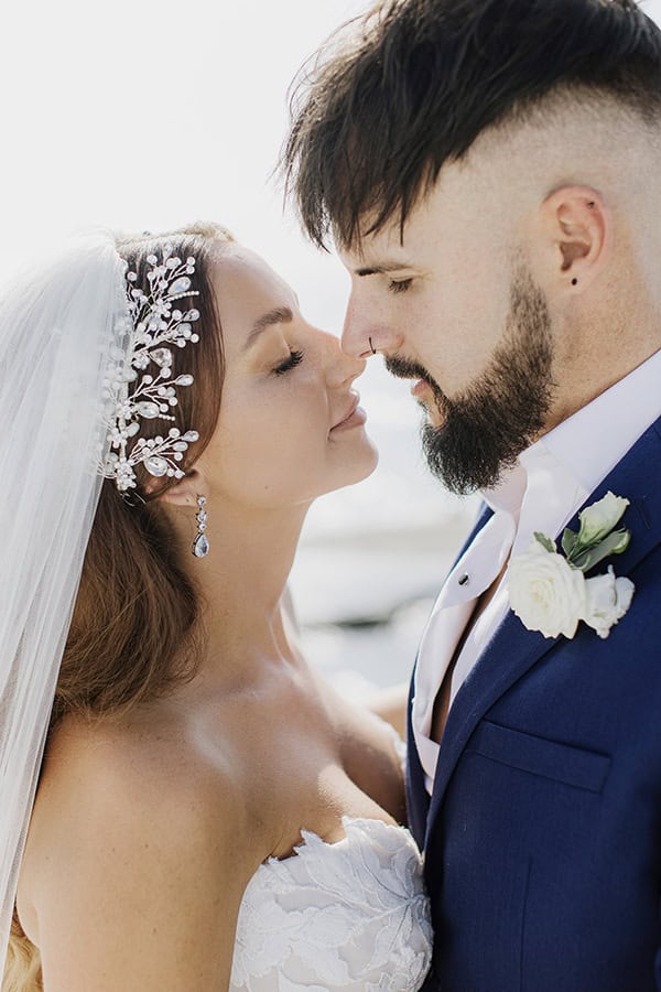 destination-summer-wedding-crete-white-peonies_31