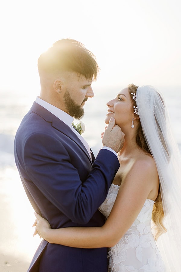 destination-summer-wedding-crete-white-peonies_32