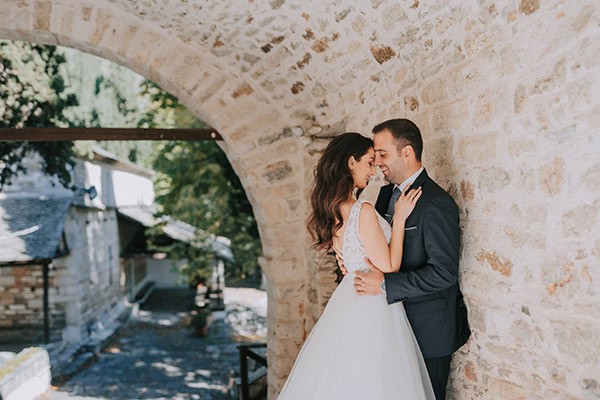 fall-wedding-romantic-details_06x
