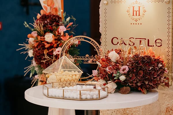 fall-wedding-sparti-dried-flowers_21