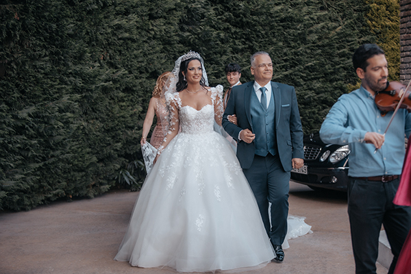 georgous-spring-boho-chic-wedding-athens-pampas-grass_17