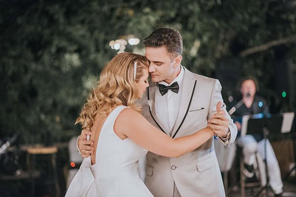 lovely-summer-wedding-baptism-papingo-white-florals_37