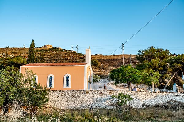 lovely-wedding-decoration-ideas-white-peonies-kea_04