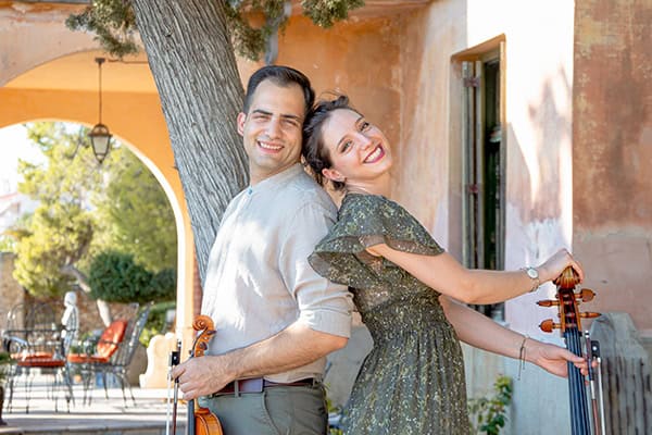 one-cello-n-half-promises-unforgettable-musical-entertainment_01