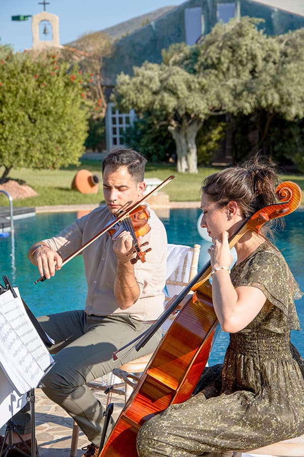 one-cello-n-half-promises-unforgettable-musical-entertainment_03