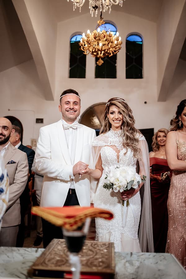 pretty-romantic-wedding-chalkidiki-classic-white-hues_13